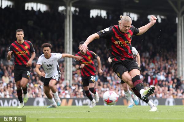 身拿球与二 身拿球与二